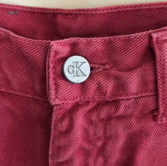 Vintage Calvin Klein | Red High Rise 6.5" Inseam Denim Shorts Vtg Size 8 - Picture 3 of 7